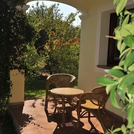 Country Hotel Vessus Летний дом Альгеро