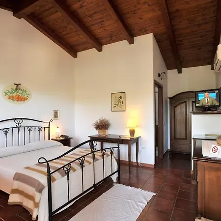 Country Hotel Vessus *