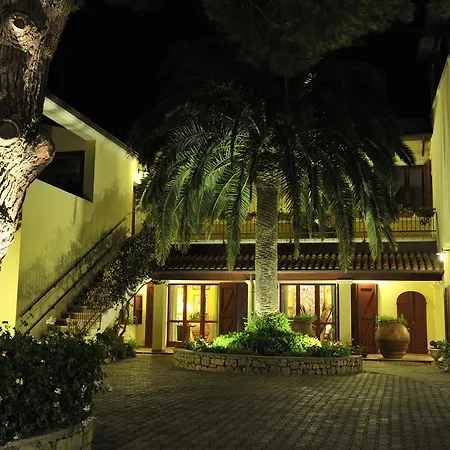 Country Hotel Vessus Country house *